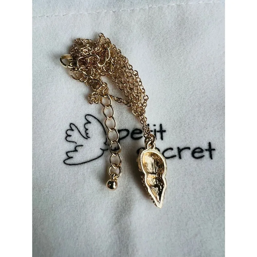 Shell necklace - Picture 4 of 4